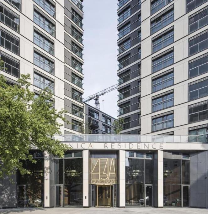 Apartment Urban Chic - Mennica - One Bedroom -citycenter&323